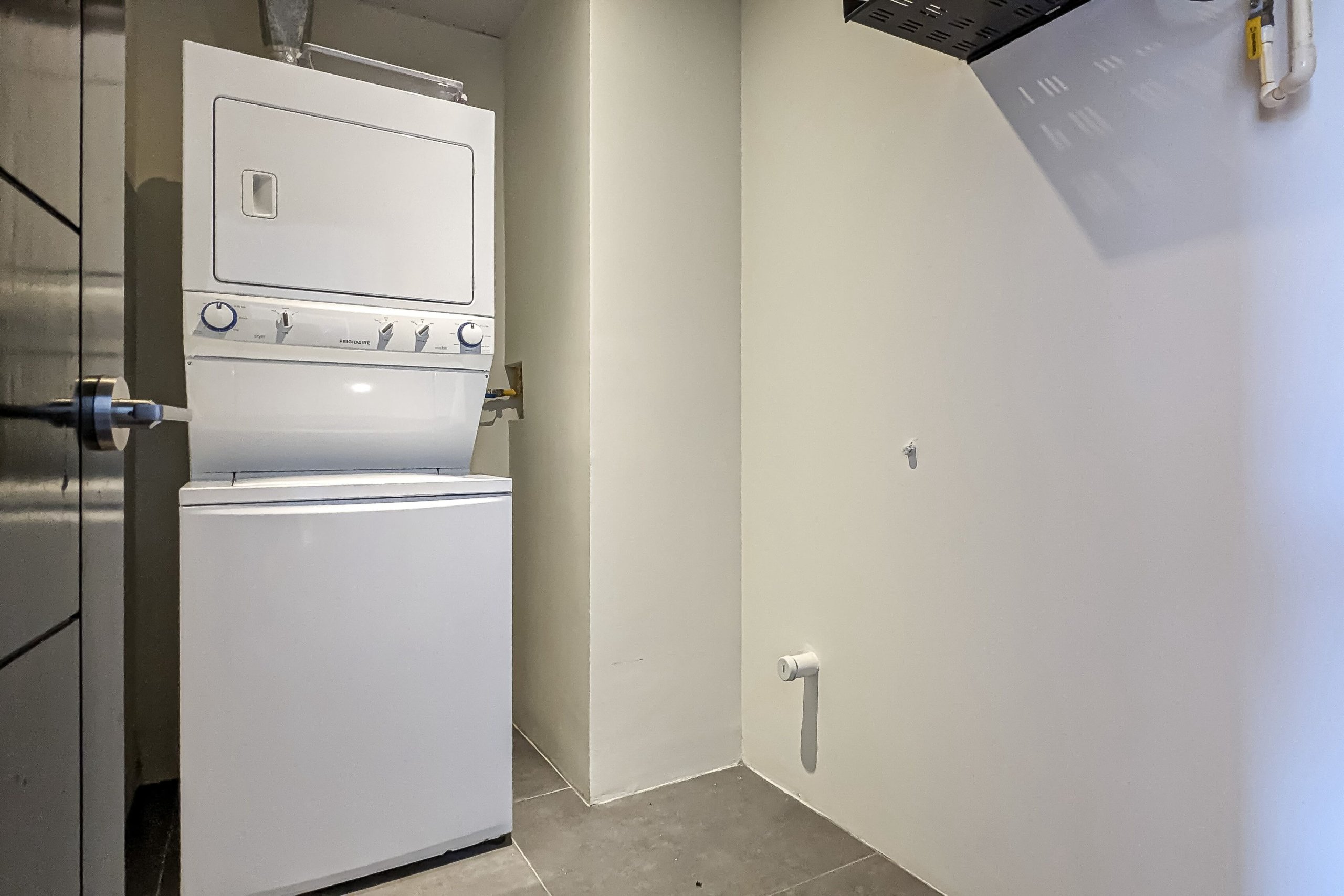 Upscale Ocean View Condo In An Unbeatable Location - Image 21