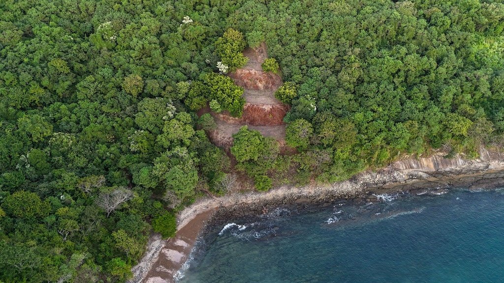 2.12 Manzanas Property with River - Image 22