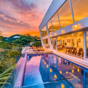Casa Alegoria: Large Luxury Oceanview Home; beach/bay close!