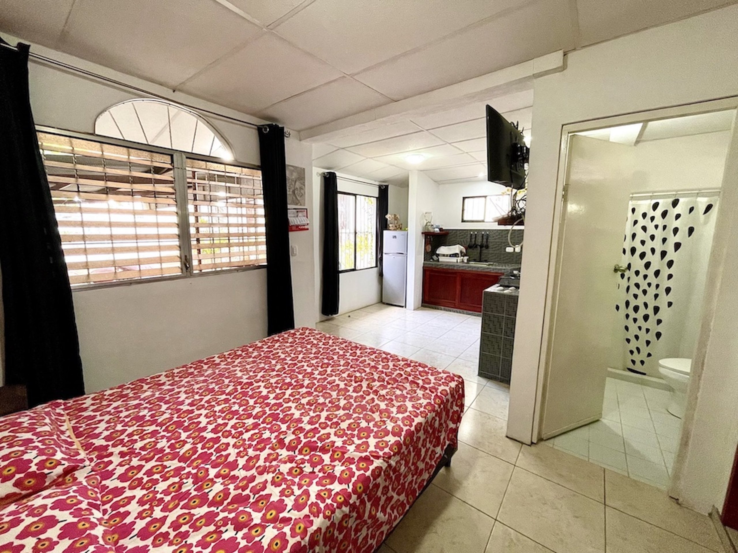 Multi-Unit Commercial Property in San Juan Del Sur, Nicaragua - Image 8