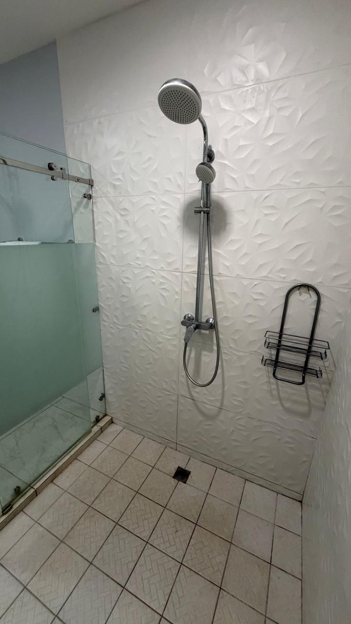Center Bay 2BD upscale condo with 180 degree water views - Image 21